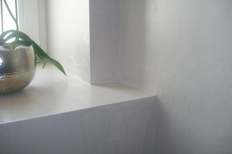 Detailansicht Absatz und Ecken mit fugenloser Wandbeschichtung