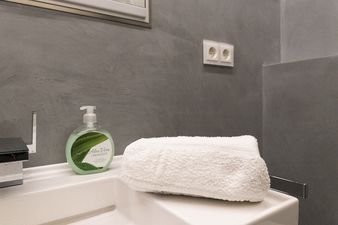 Wandgestaltung mit Mikrozement von rayhle mal- und farbtechnik